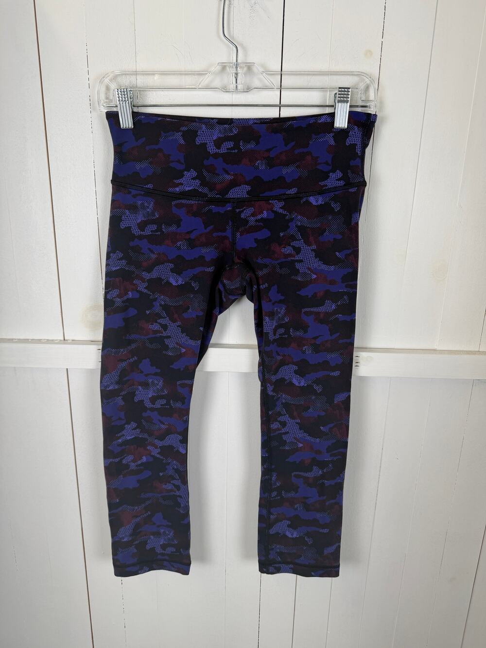 Lululemon Purple Capri Leggings Size 6 Nylon Women’s